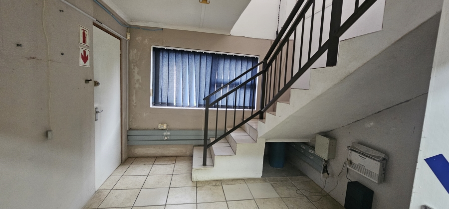 To Let commercial Property for Rent in Beacon Bay North Eastern Cape